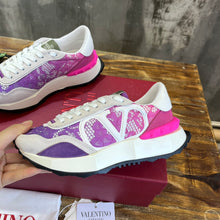 Load image into Gallery viewer, Valentino Lace An Mesh Lace Runner Sneakers