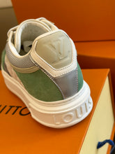 Load image into Gallery viewer, Louis Vuitton Time Out Sneakers