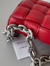 Load image into Gallery viewer, Bottega Veneta Chain Cassette Bag