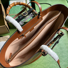 Load image into Gallery viewer, Gucci Diana Medium Tote Bag