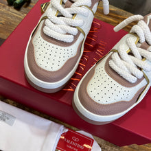 Load image into Gallery viewer, Valentino One Stud XL Trainer Sneakers