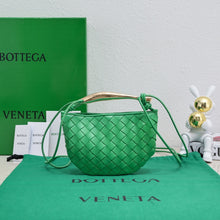 Load image into Gallery viewer, Bottega Veneta Mini Sardine Bag
