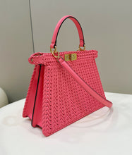 Load image into Gallery viewer, Fendi Peekaboo Small iseeu Bag