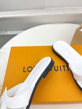 Load image into Gallery viewer, Louis Vuitton Isola Flat Mule
