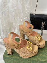 Load image into Gallery viewer, Gucci Horsebit Platform Sandals