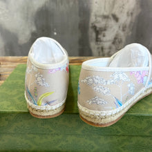 Load image into Gallery viewer, Gucci Espadrilles Shoe