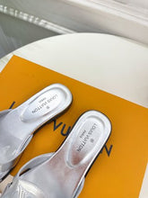 Load image into Gallery viewer, Louis Vuitton Isola Flat Mule