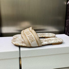 Load image into Gallery viewer, Christian Dior Dway Slide
