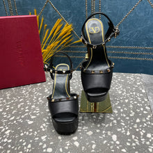 Load image into Gallery viewer, Valentino Tan-go Platform Patent Leather Sandal 155MM
