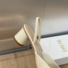 Load image into Gallery viewer, Christian Dior C'est Slingback Pumps