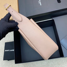 Load image into Gallery viewer, YSL LE 5 À 7 SOFT SMALL HOBO BAG IN SMOOTH LEATHER