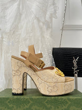 Load image into Gallery viewer, Gucci Horsebit Platform Sandals