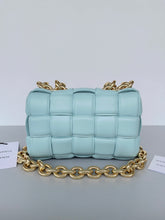Load image into Gallery viewer, Bottega Veneta Chain Cassette Bag