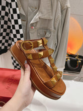 Load image into Gallery viewer, Valentino Roman Stud Sandals