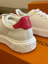 Load image into Gallery viewer, Louis Vuitton Time Out Sneakers