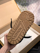 Load image into Gallery viewer, Louis Vuitton Trainer Maxi Sneakers