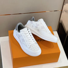 Load image into Gallery viewer, Louis Vuitton Beverly Hill Sneakers