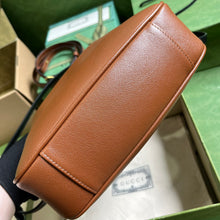 Load image into Gallery viewer, Gucci Diana Medium Shoulder Bag