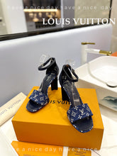 Load image into Gallery viewer, Louis Vuitton Silhouette Sandals