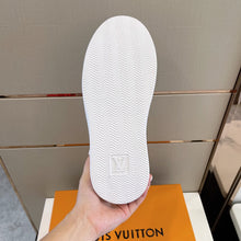 Load image into Gallery viewer, Louis Vuitton Beverly Hill Sneakers