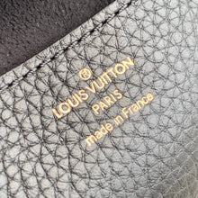 Load image into Gallery viewer, Louis Vuitton Twist MM Bag