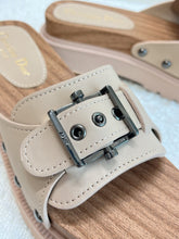 Load image into Gallery viewer, Christian Dior Diorquake Strap Slide
