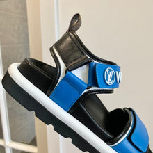 Load image into Gallery viewer, Louis Vuitton Pool Pillow Flat Comfort Sandal