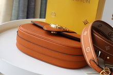 Load image into Gallery viewer, Louis Vuitton Pont 9 Soft MM Bag