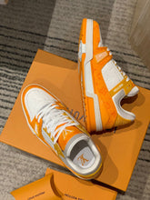 Load image into Gallery viewer, Louis Vuitton Trainer Sneakers