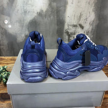 Load image into Gallery viewer, Balenciaga Triple S Sneaker - LUXURY KLOZETT