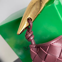 Load image into Gallery viewer, Bottega Veneta Sardine Bag