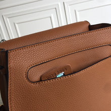 Load image into Gallery viewer, Chloe Marcie Small Saddle Bag