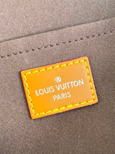 Load image into Gallery viewer, Louis Vuitton Cluny Mini Bag