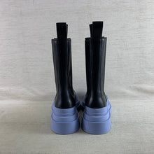 Load image into Gallery viewer, Bottega Veneta Tire Boots