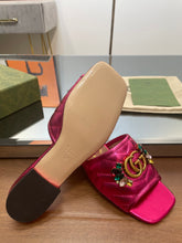 Load image into Gallery viewer, Gucci Double G Slide Sandal