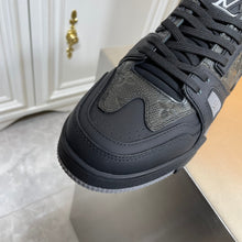 Load image into Gallery viewer, Louis Vuitton Trainer Sneakers