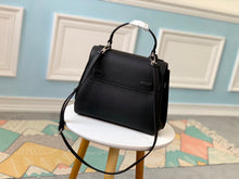 Load image into Gallery viewer, Louis Vuitton LockMe Ever BB Bag