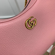 Load image into Gallery viewer, Gucci Aphrodite Small shoulder Bag