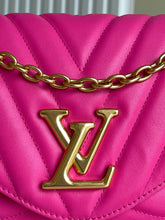 Load image into Gallery viewer, Louis Vuitton New Wave Chain Bag