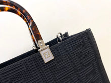 Load image into Gallery viewer, Fendi Sunshine Shopper Meduim Bag