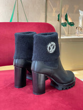 Load image into Gallery viewer, Louis Vuitton Star Trail Ankle Boots