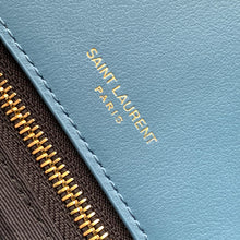 Load image into Gallery viewer, YSL Niki Medium Chain Bag In Raffia