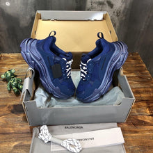 Load image into Gallery viewer, Balenciaga Triple S Sneaker - LUXURY KLOZETT