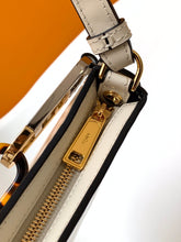 Load image into Gallery viewer, Fendi O'lock Swing Bag