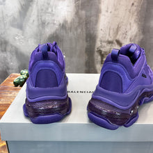 Load image into Gallery viewer, Balenciaga Triple S Sneakers