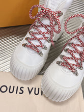 Load image into Gallery viewer, Louis Vuitton Ruby Flat Ranger Boots