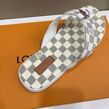 Load image into Gallery viewer, Louis Vuitton Men Slippers