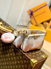 Load image into Gallery viewer, Louis Vuitton Multi Pochette Accessories Bag