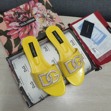 Load image into Gallery viewer, Dolce & Gabbana Calfskin Slides with DG logo
