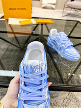 Load image into Gallery viewer, Louis Vuitton Trainer Sneakers